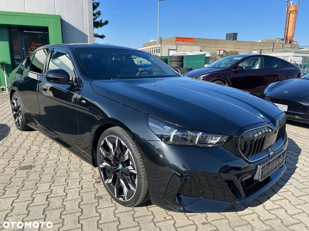 BMW Seria 5 520d mHEV M Sport - 6