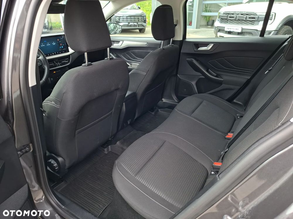Ford Focus 1.0 EcoBoost Titanium - 30