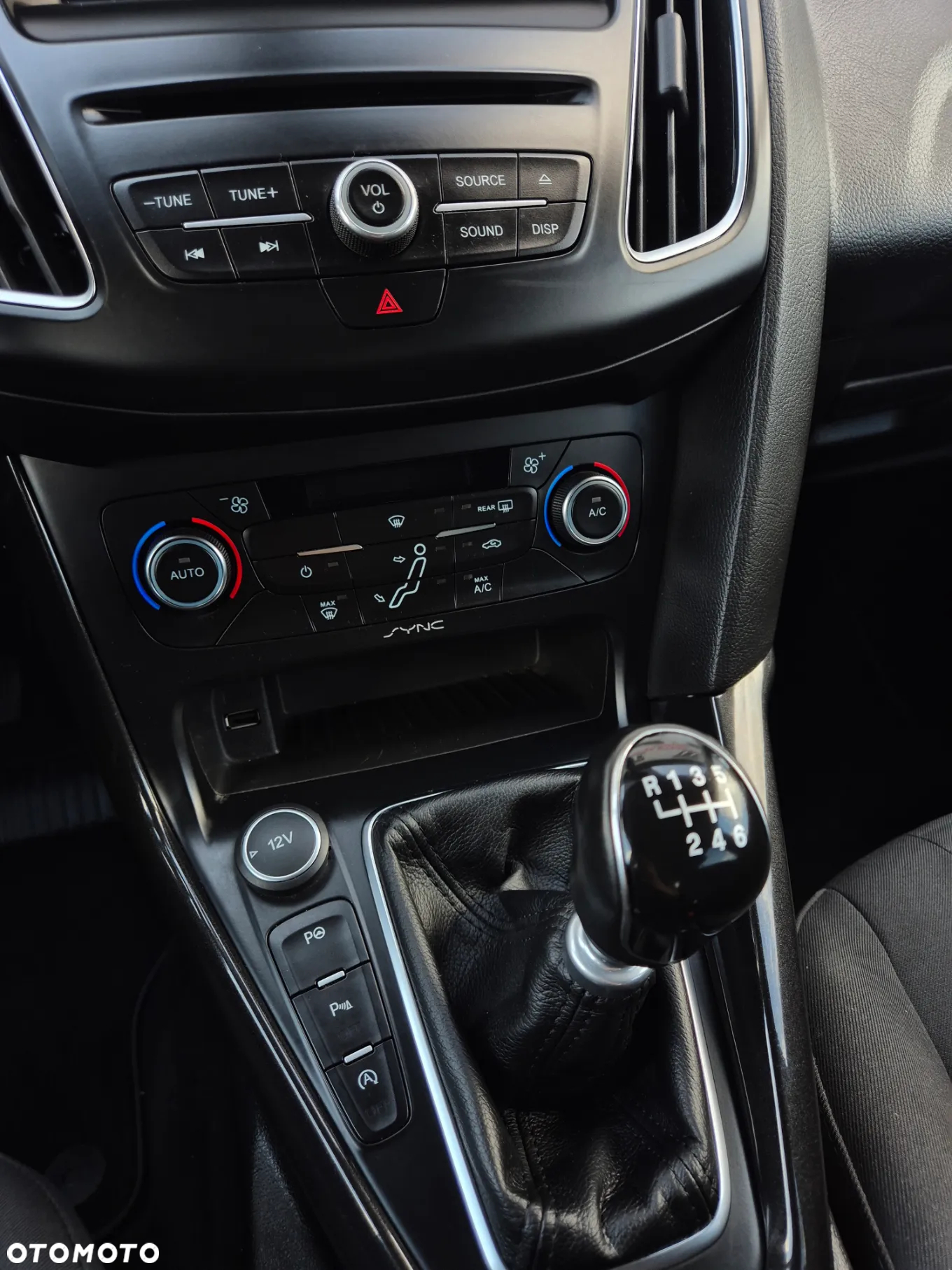 Ford Focus 1.5 TDCi Titanium - 9