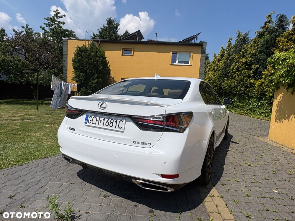 Lexus GS - 4