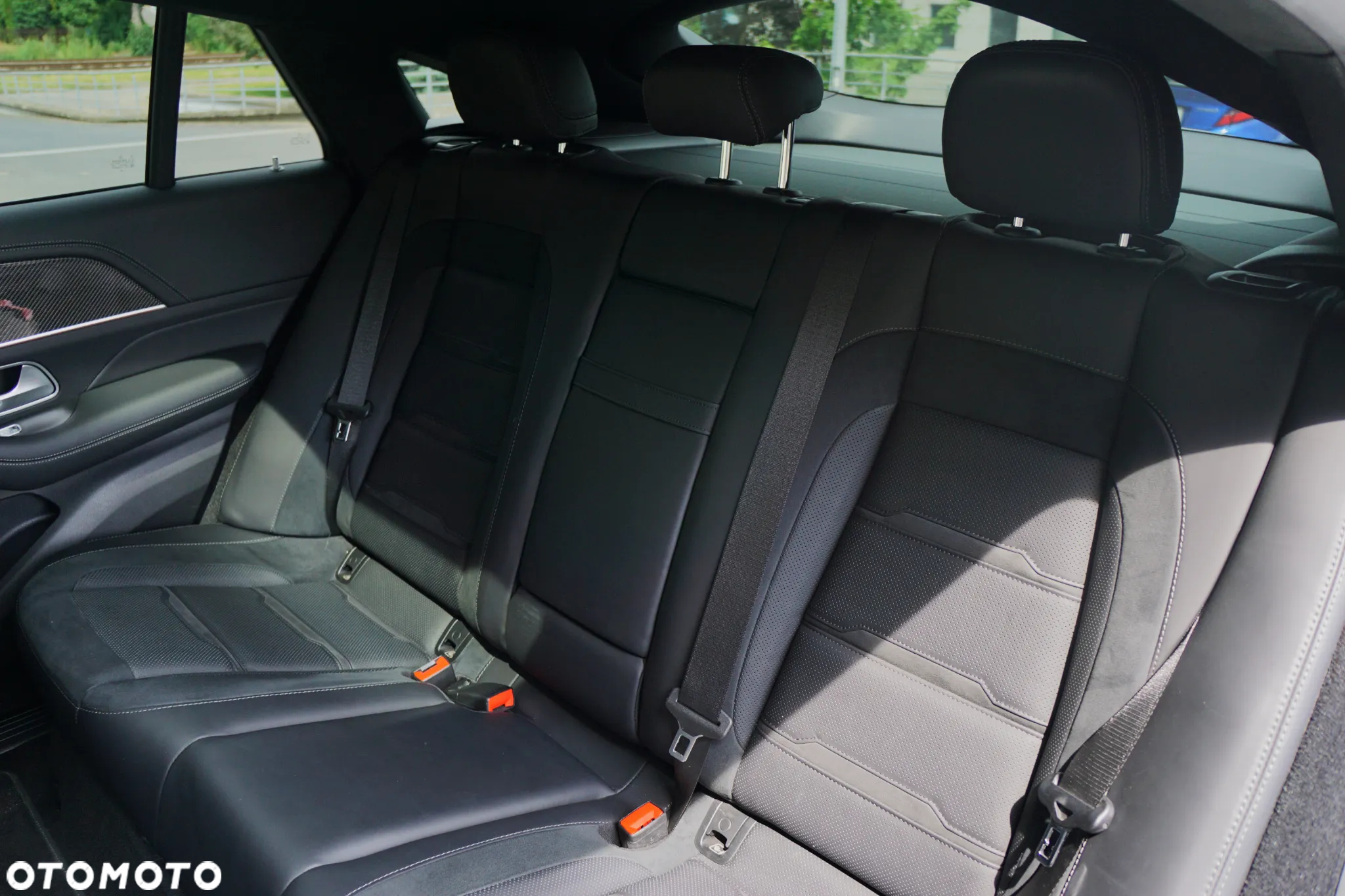 Mercedes-Benz GLE AMG Coupe 53 4-Matic Premium Plus - 27