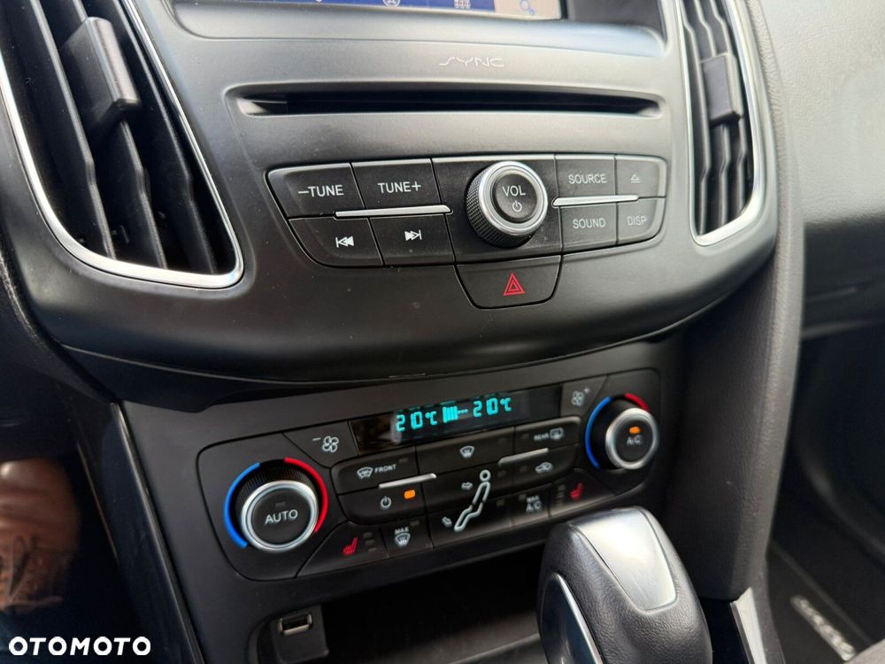 Ford Focus 2.0 EcoBlue Titanium - 26