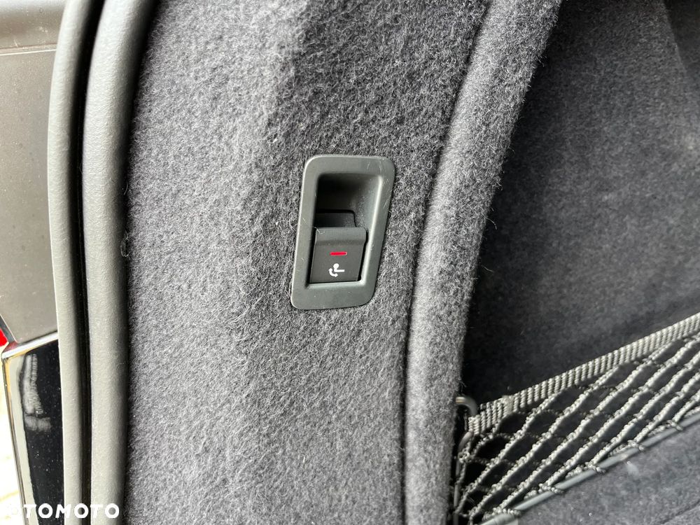 Audi A4 Avant 35 TDI mHEV S tronic - 30