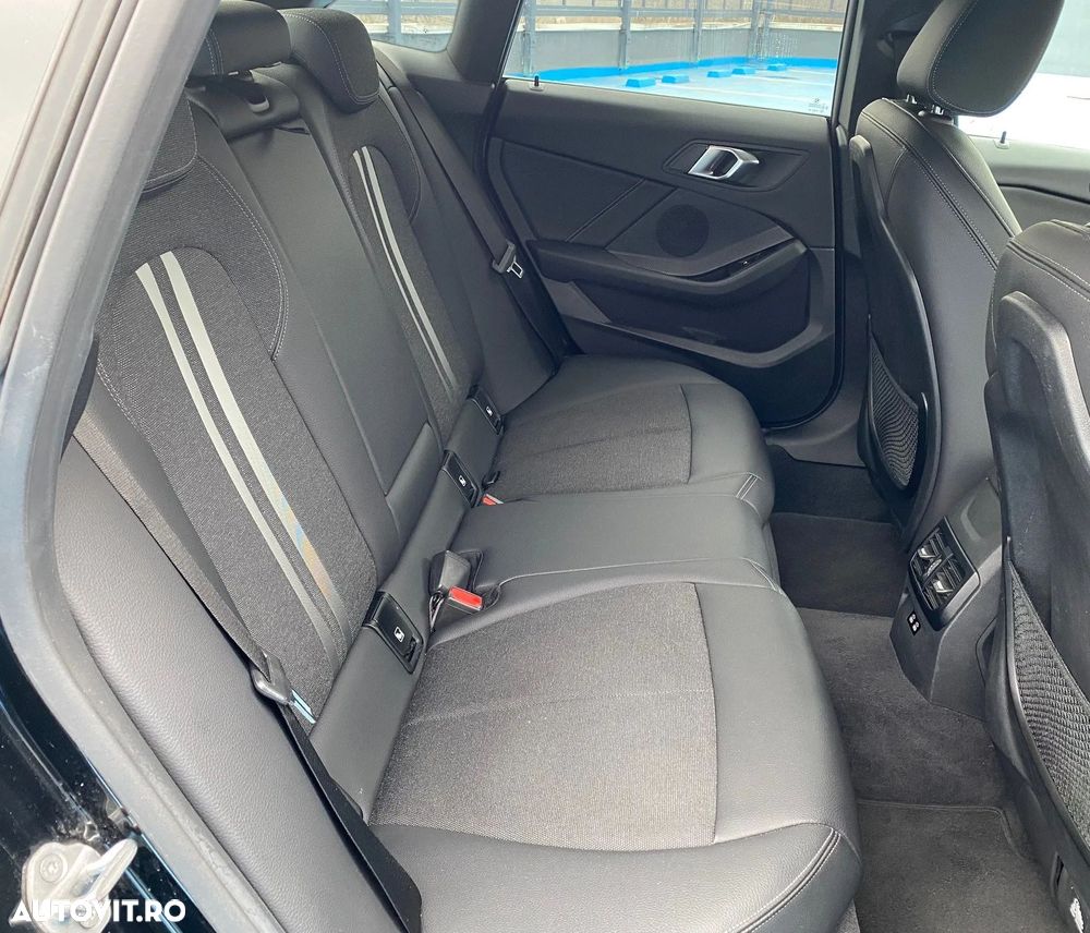 BMW Seria 2 216d Aut. Advantage - 29