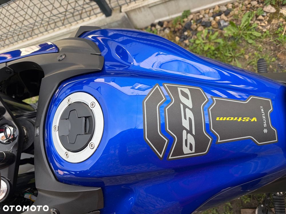 Suzuki DL - 18