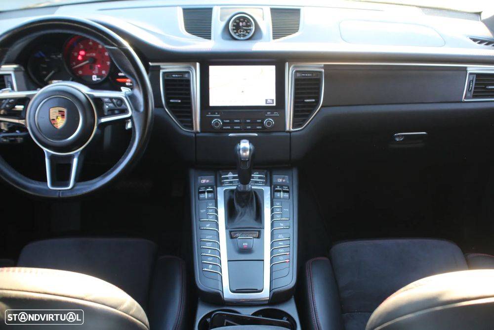 Porsche Macan GTS PDK - 43
