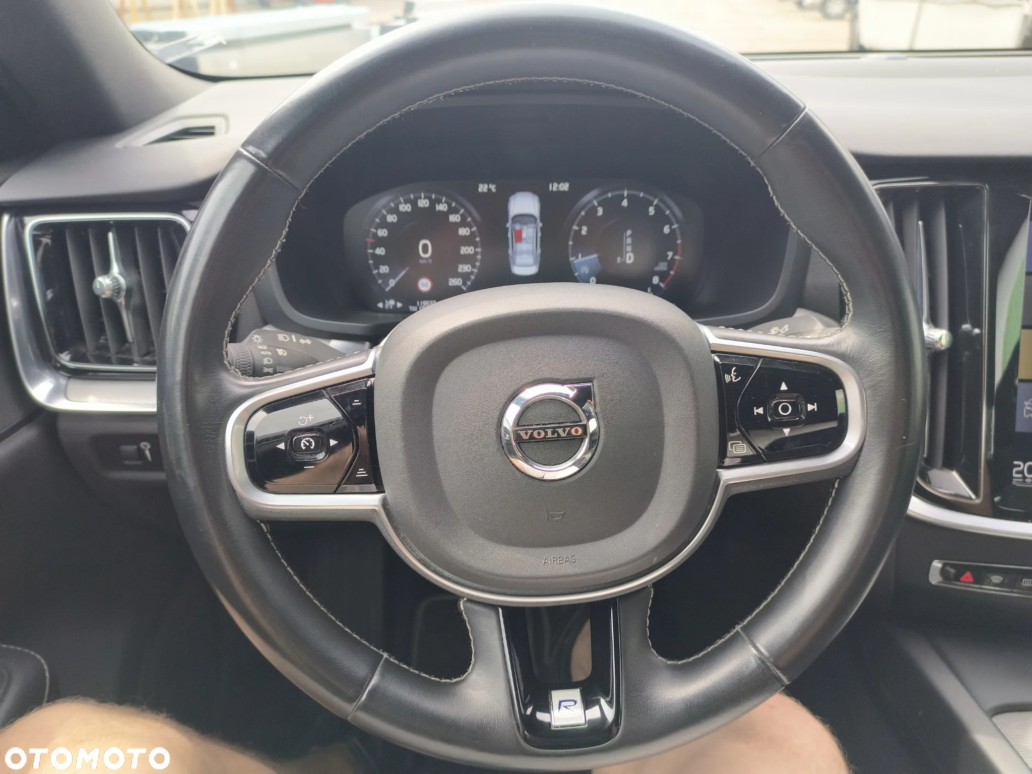 Volvo S60 T5 AWD R-Design - 11