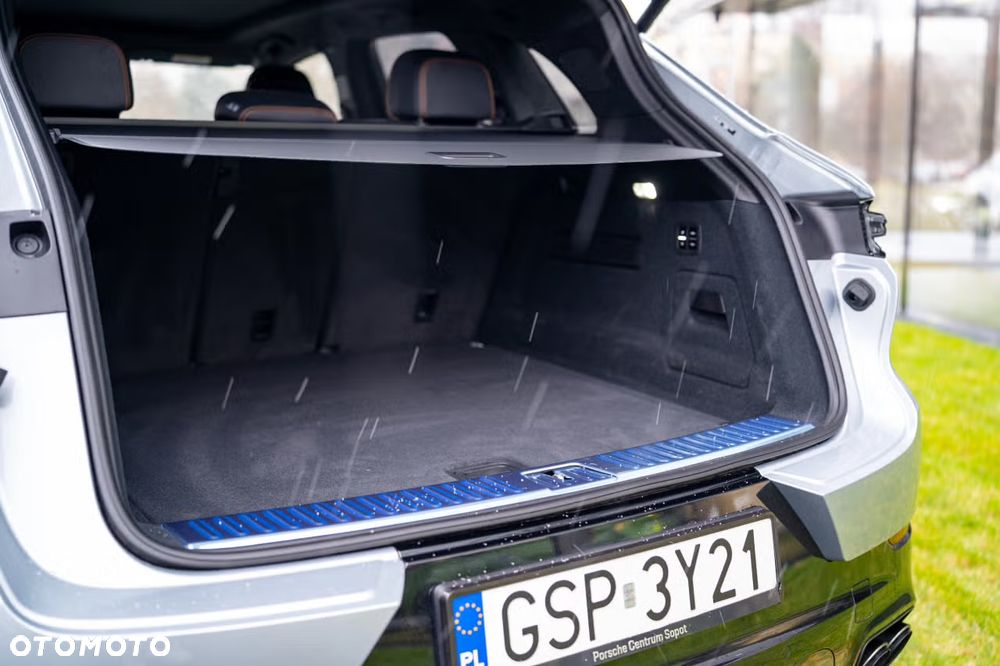 Porsche Cayenne - 9