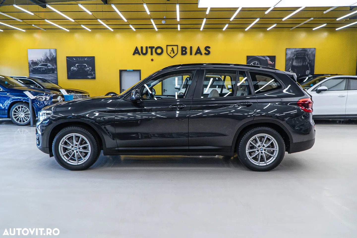 BMW X3 xDrive20i AT Luxury Line - 16