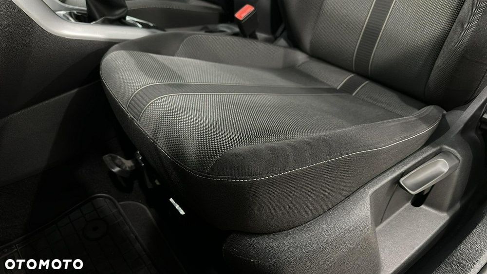 Volkswagen T-Roc - 15