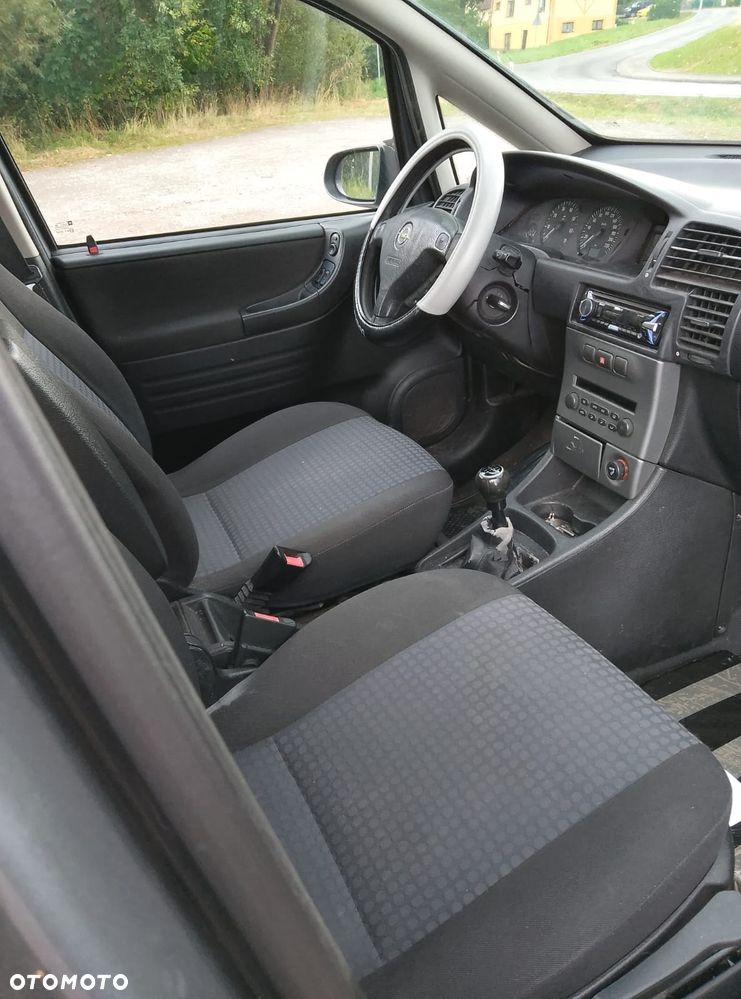 Opel Zafira 1.6 - 1