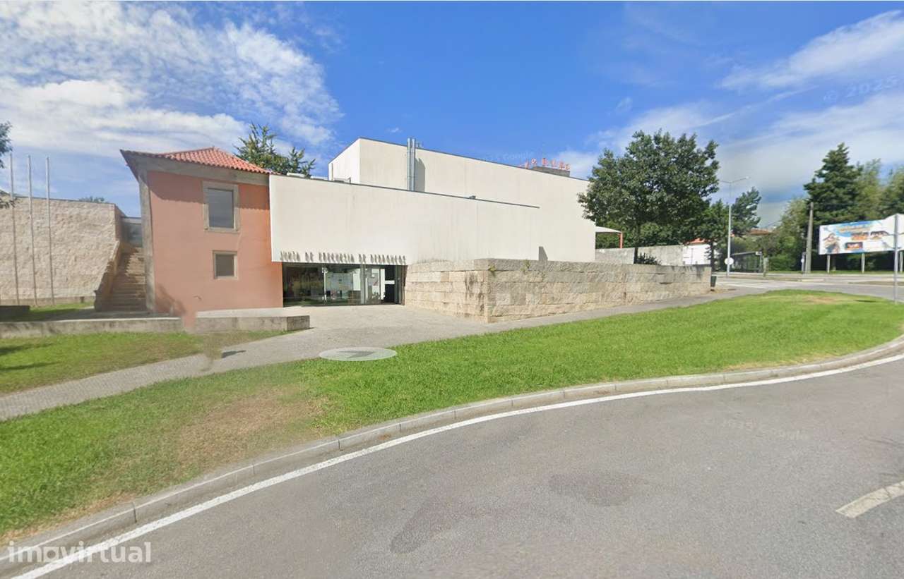 Terreno Próx. ao Hospital S. João (a 6 min.) - Grande imagem: 2/6