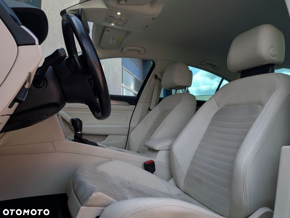 Volkswagen Passat 1.5 TSI EVO Highline DSG - 10