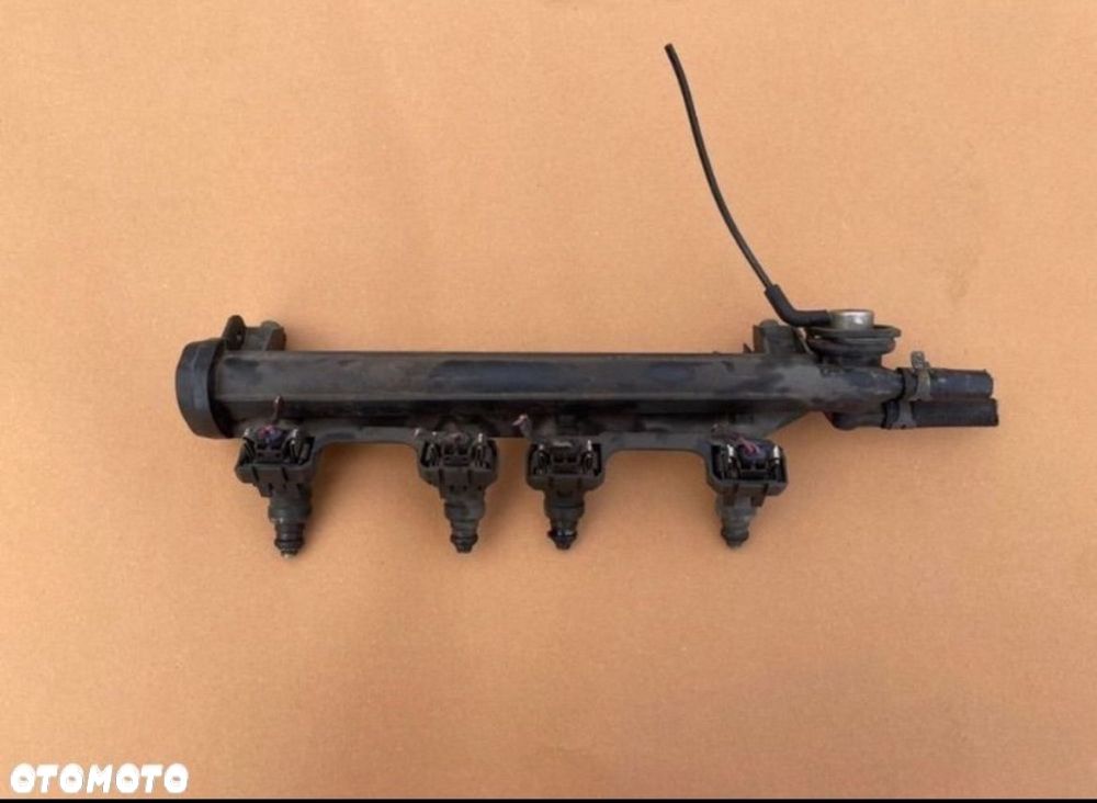 06A133317A Listwa wtryskowa audi a3 8L skoda seat volkswagen - 2