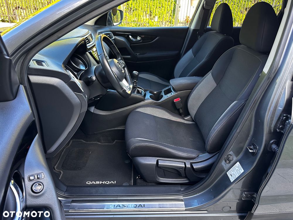 Nissan Qashqai 1.2 DIG-T N-Vision - 20