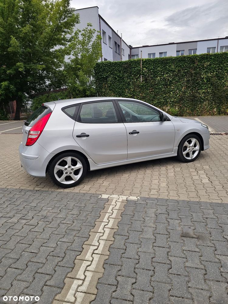 Hyundai i30 1.4 Edition 20 - 10