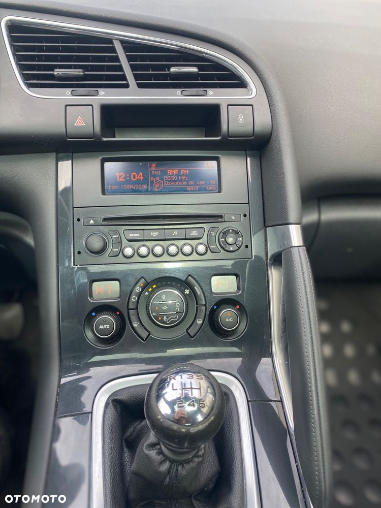 Peugeot 3008 1.6 HDi Style - 27