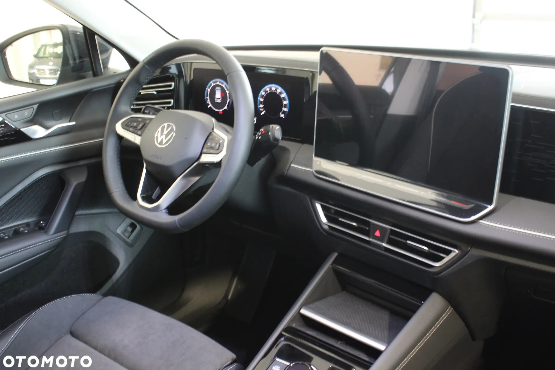 Volkswagen Tiguan 1.5 TSI EVO Elegance DSG - 11