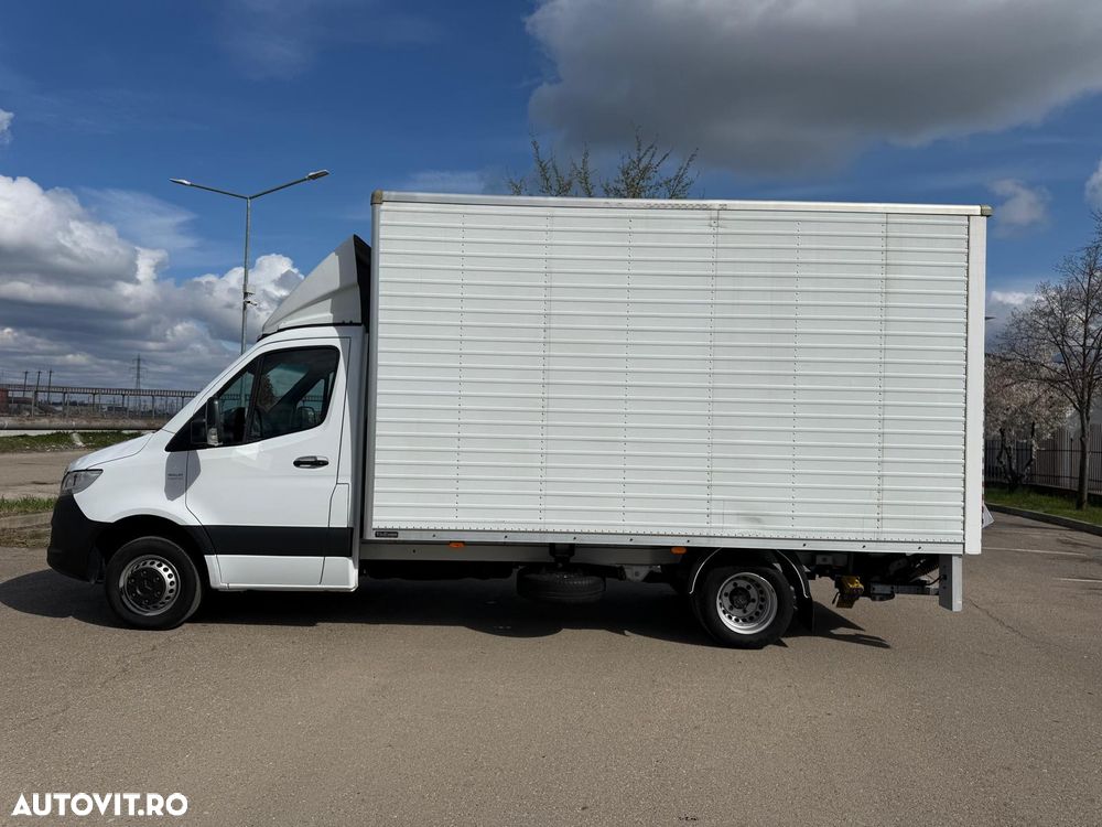 Mercedes-Benz Sprinter - 6