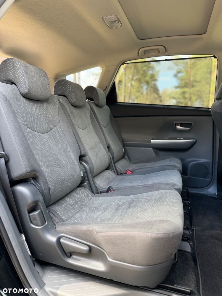 Toyota Prius+ (Hybrid) Executive - 14