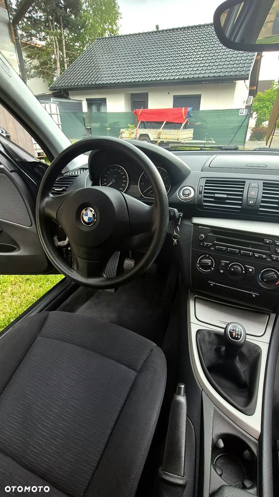 BMW Seria 1 - 13