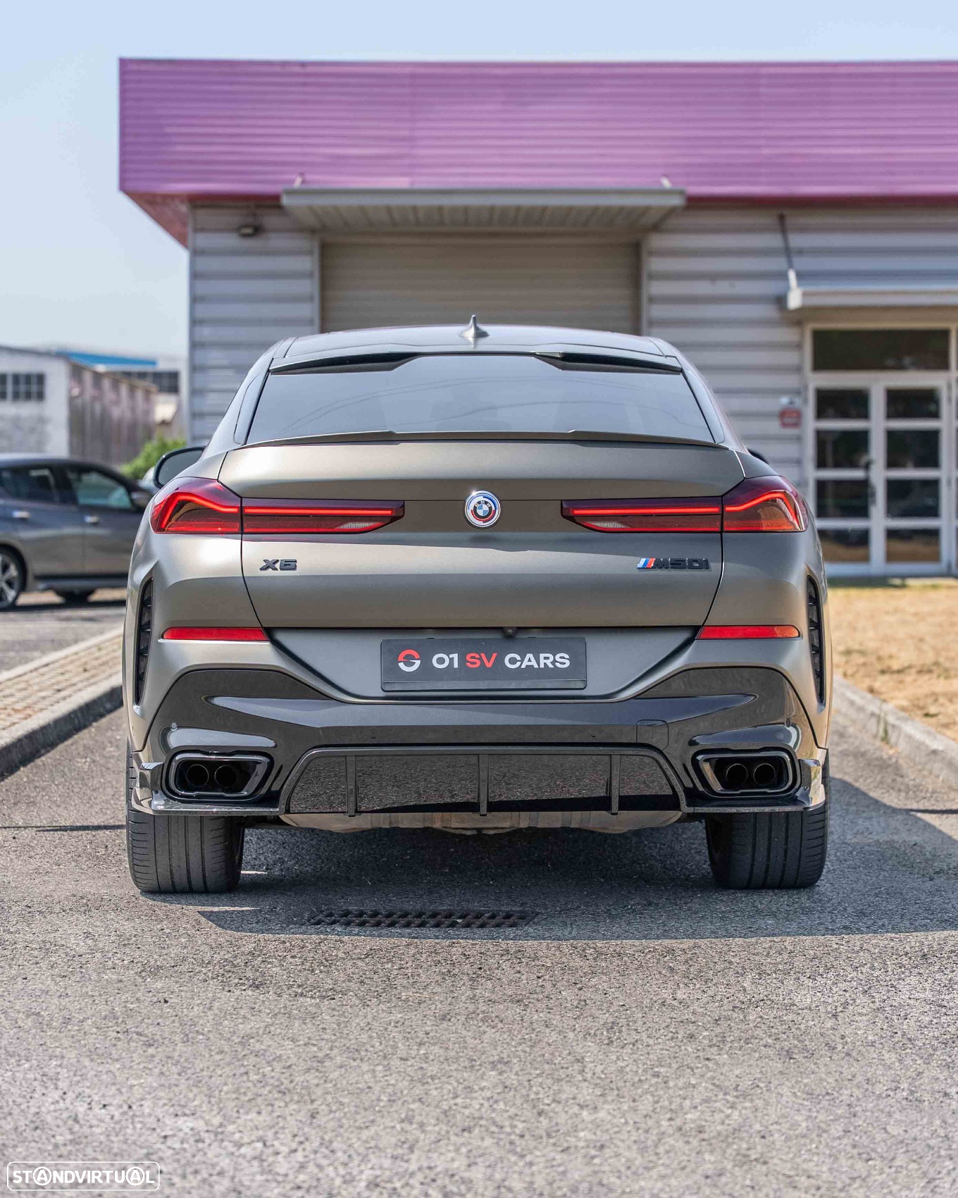 BMW X6 M50i - 11