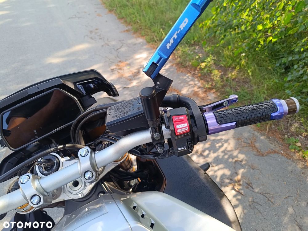 Yamaha MT - 17