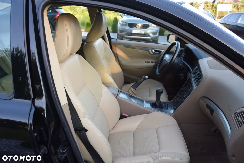 Volvo S60 2.4 Momentum - 29