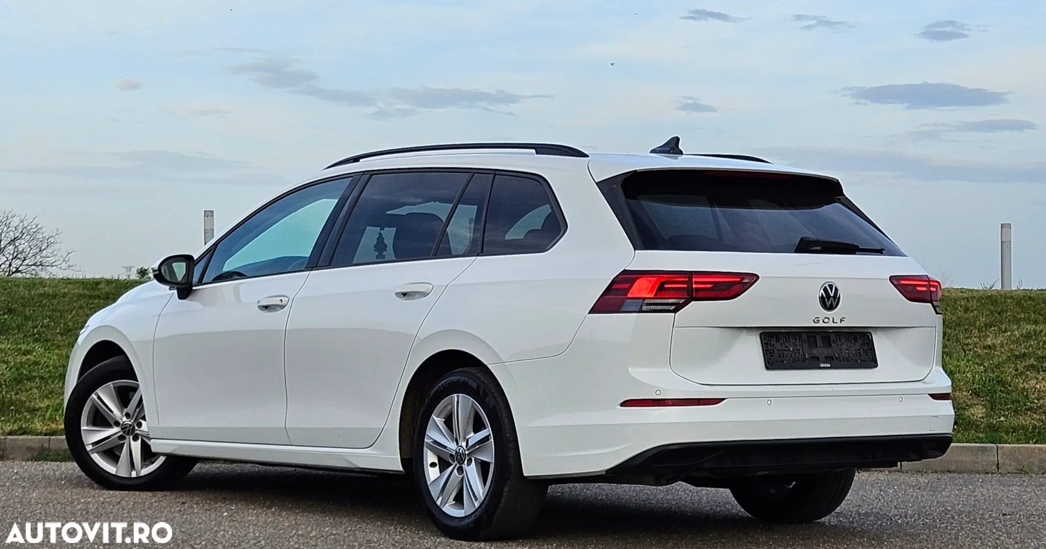 Volkswagen Golf - 3