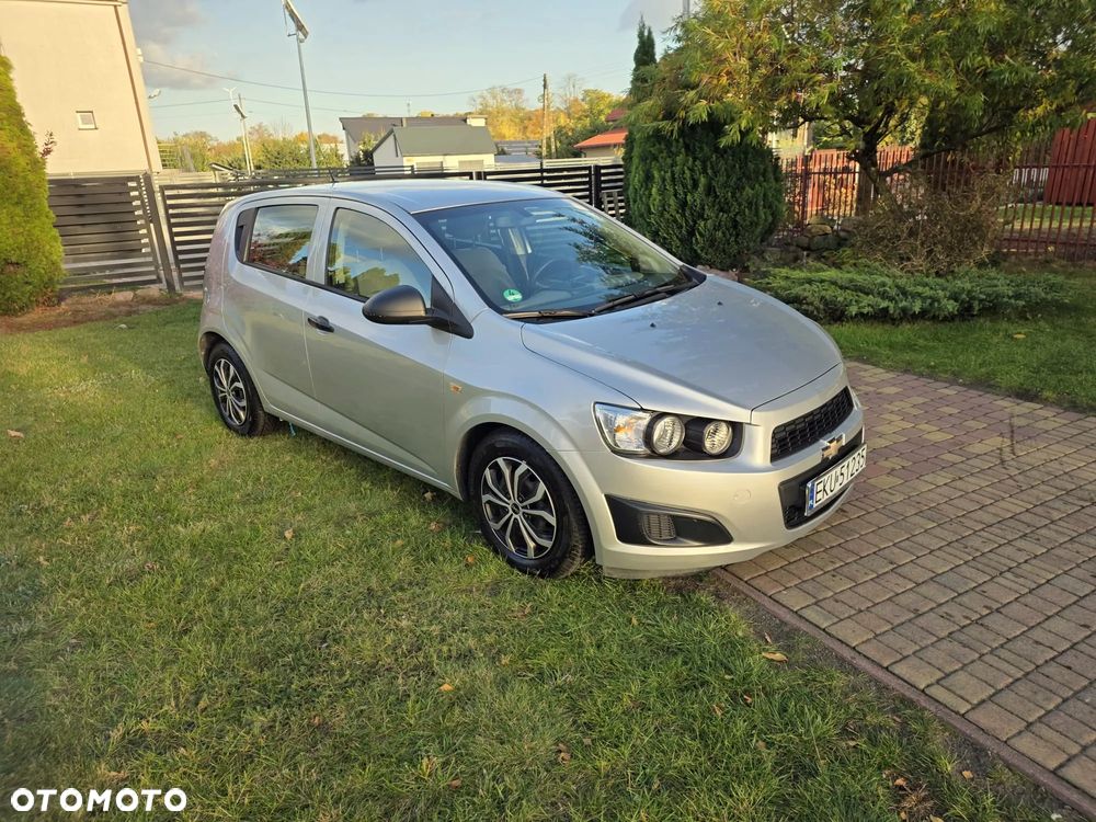 Chevrolet Aveo 1.2 LS - 10