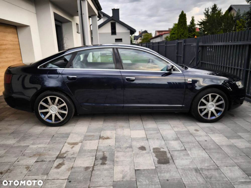 Audi A6 Limousine 2.4 - 4