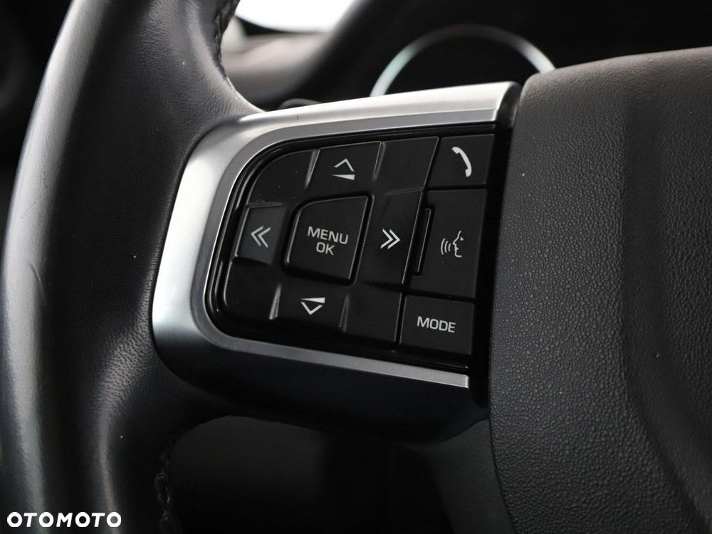 Land Rover Discovery Sport 2.0 TD4 SE - 30