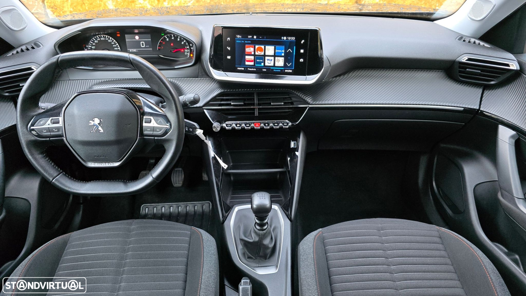 Peugeot 2008 - 10