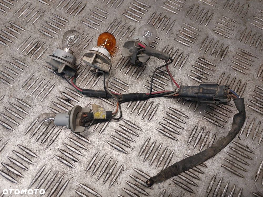 WKŁAD LAMPY LEWY TYŁ + PRAWY TYŁ HYUNDAI TUCSON I - 2