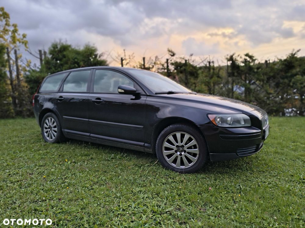 Volvo V50