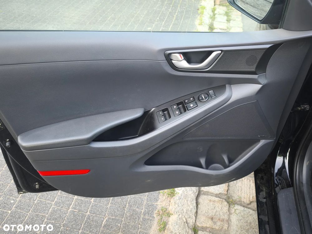 Hyundai IONIQ 1.6 GDI Style - 19