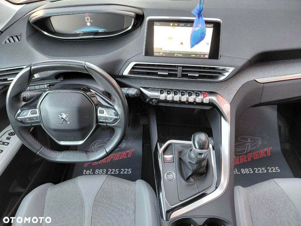 Peugeot 3008 - 21