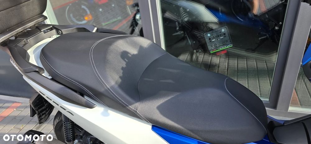 Honda NSS - 16
