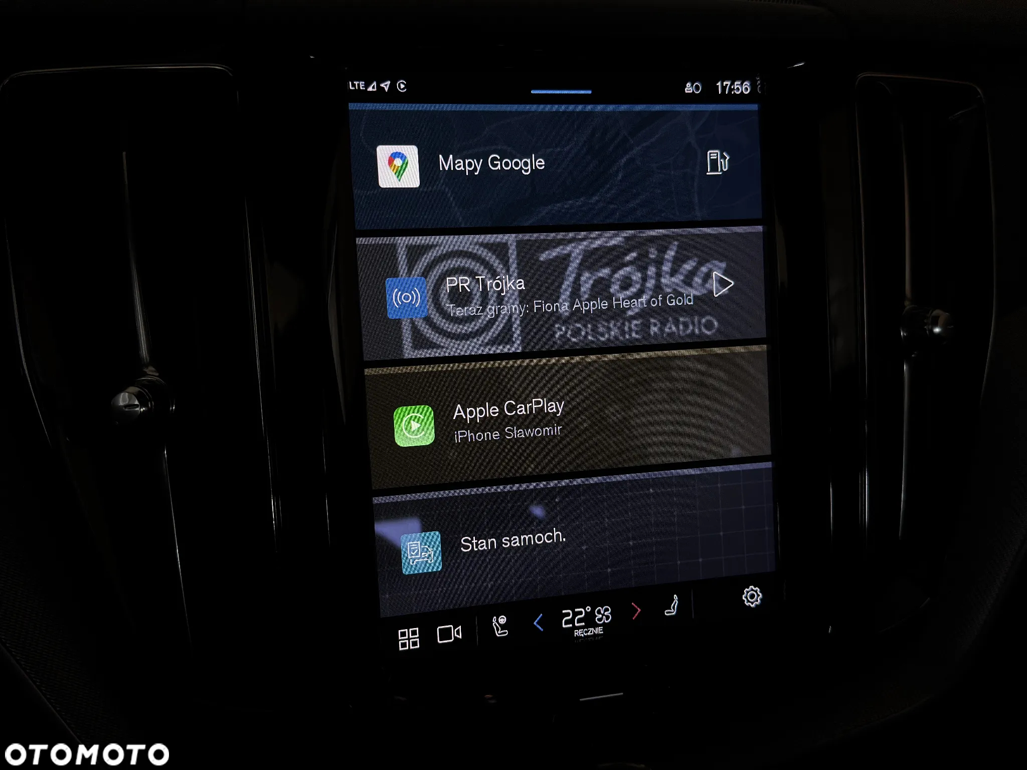 Volvo XC 60 B4 D Plus Dark - 22