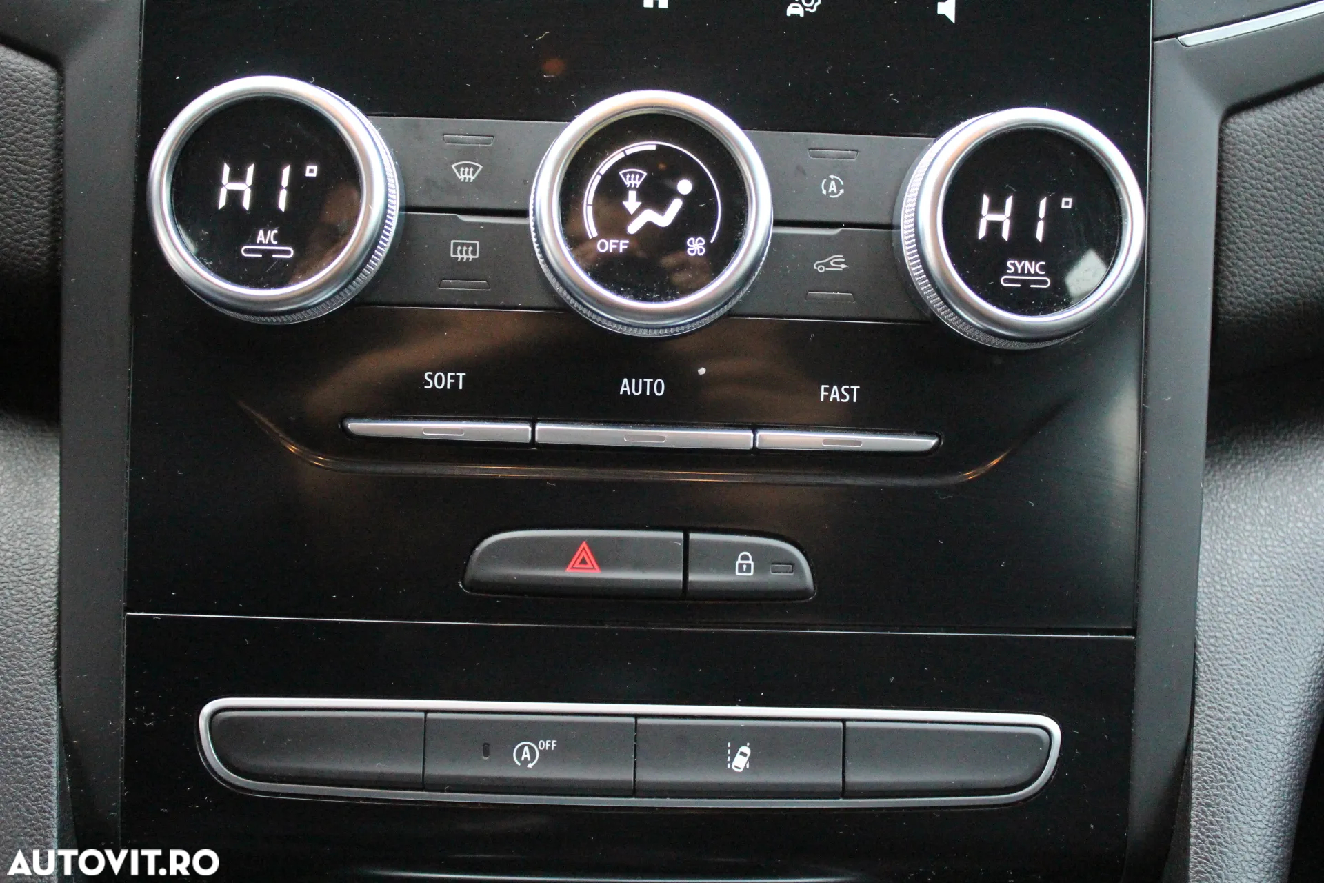 Renault Megane Grandtour BLUE dCi 115 BUSINESS EDITION - 13
