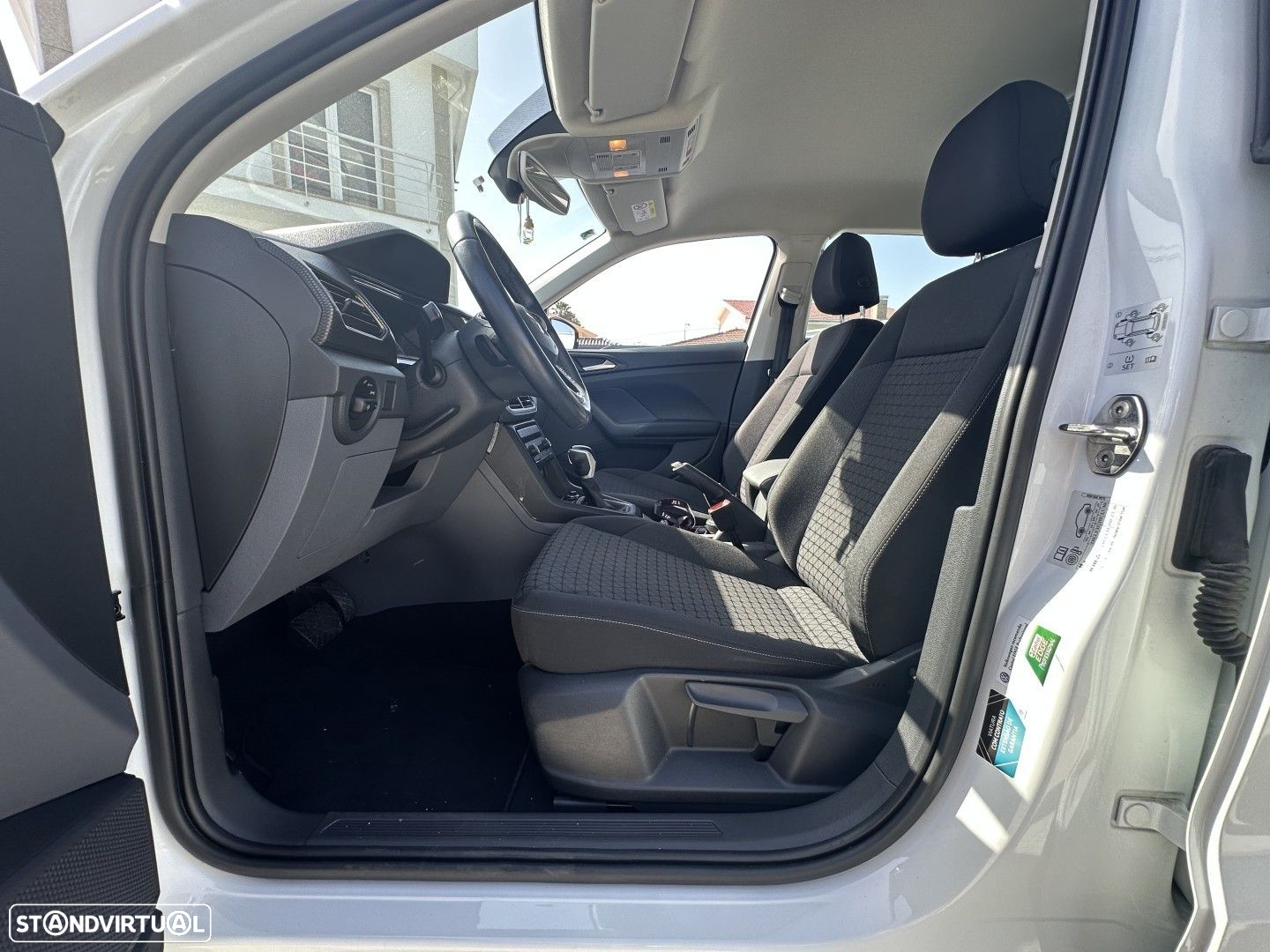 VW T-Cross 1.0 TSI Life DSG - 17