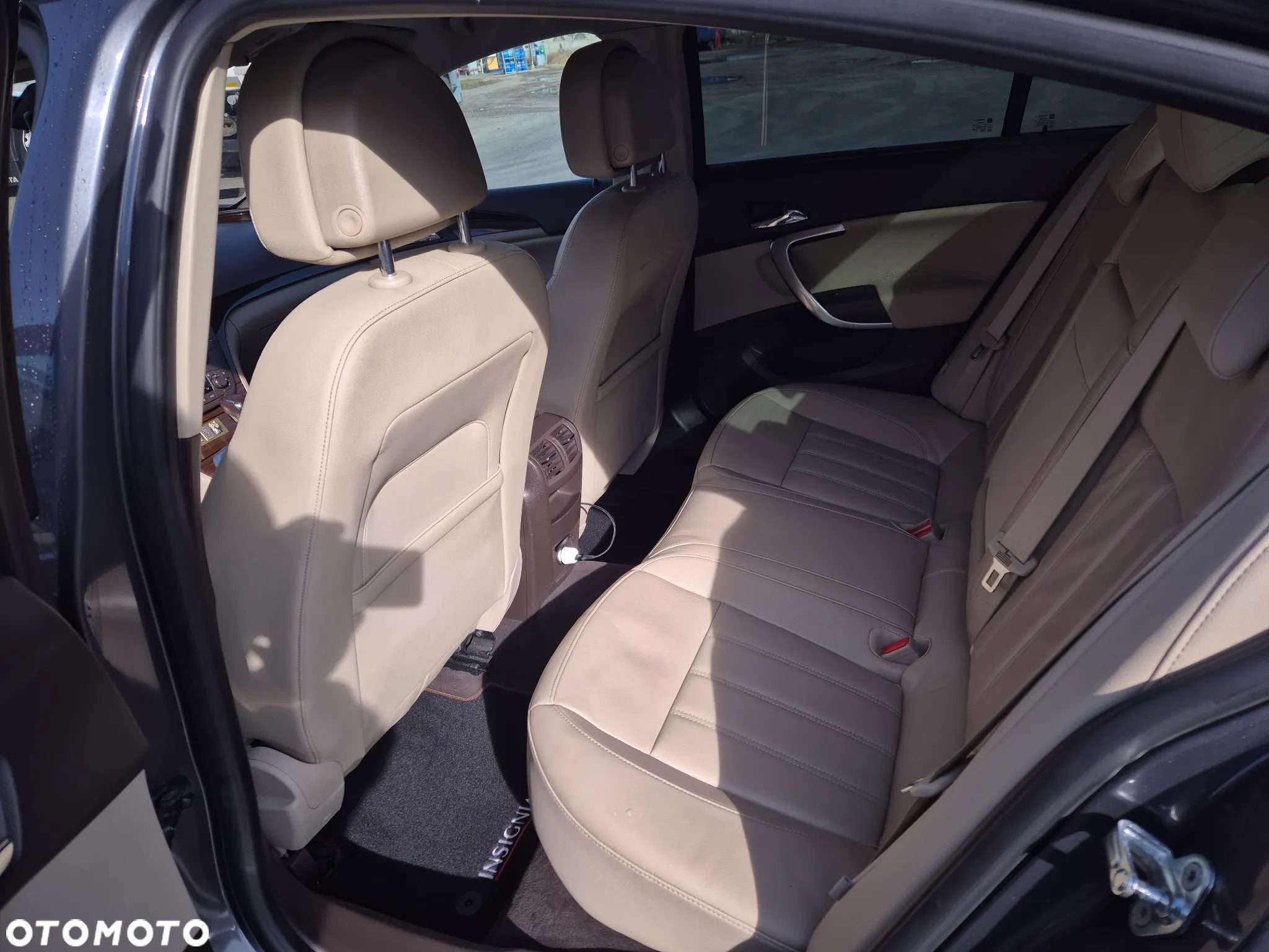 Opel Insignia 2.0 CDTI automatik Design Edition - 5