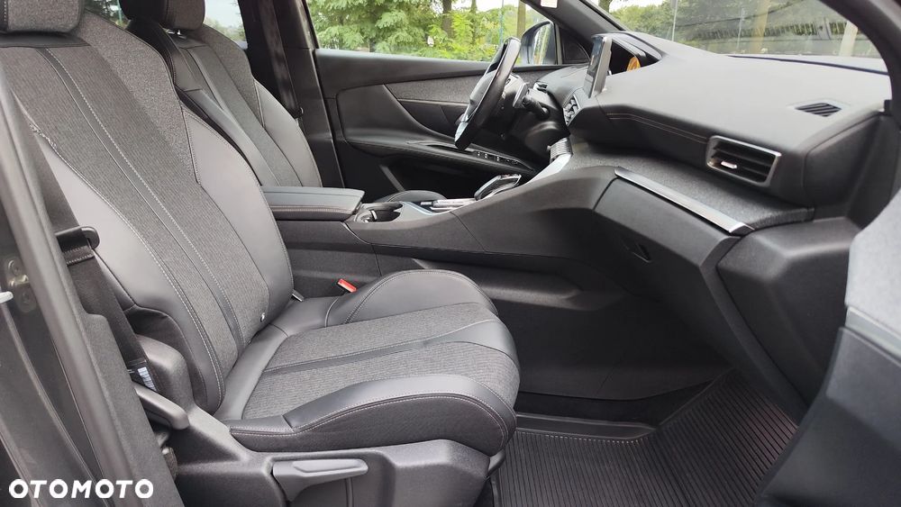 Peugeot 3008 1.2 PureTech GT Pack S&S EAT8 - 34