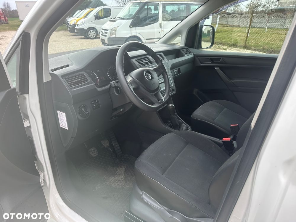 Volkswagen Caddy - 9