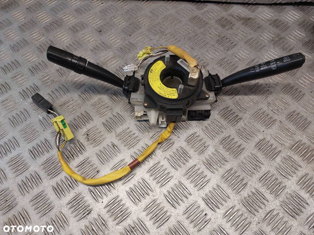 MANETKA PRZEŁĄCZNIK ZESPOLONY SUBARU FORESTER I LIFT 83111FC07 - 1