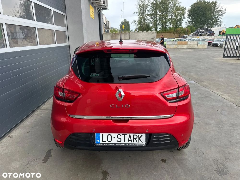 Renault Clio - 6