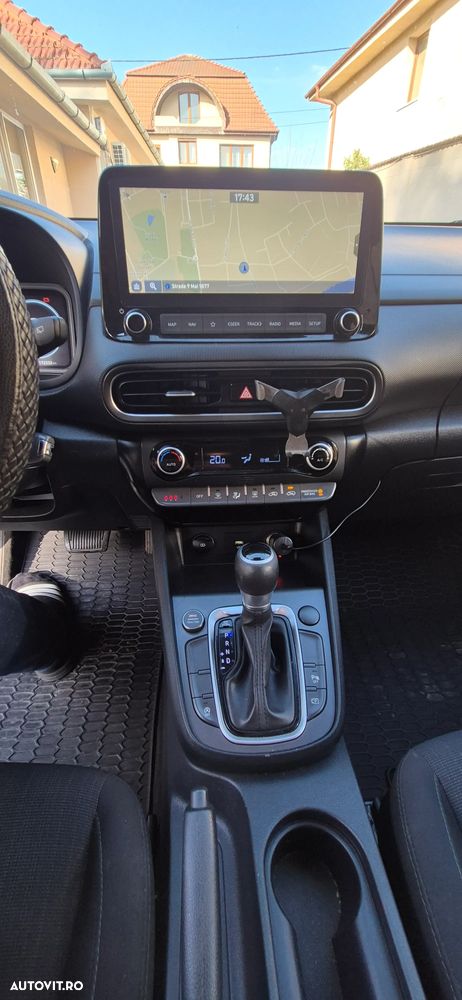 Hyundai KONA - 2