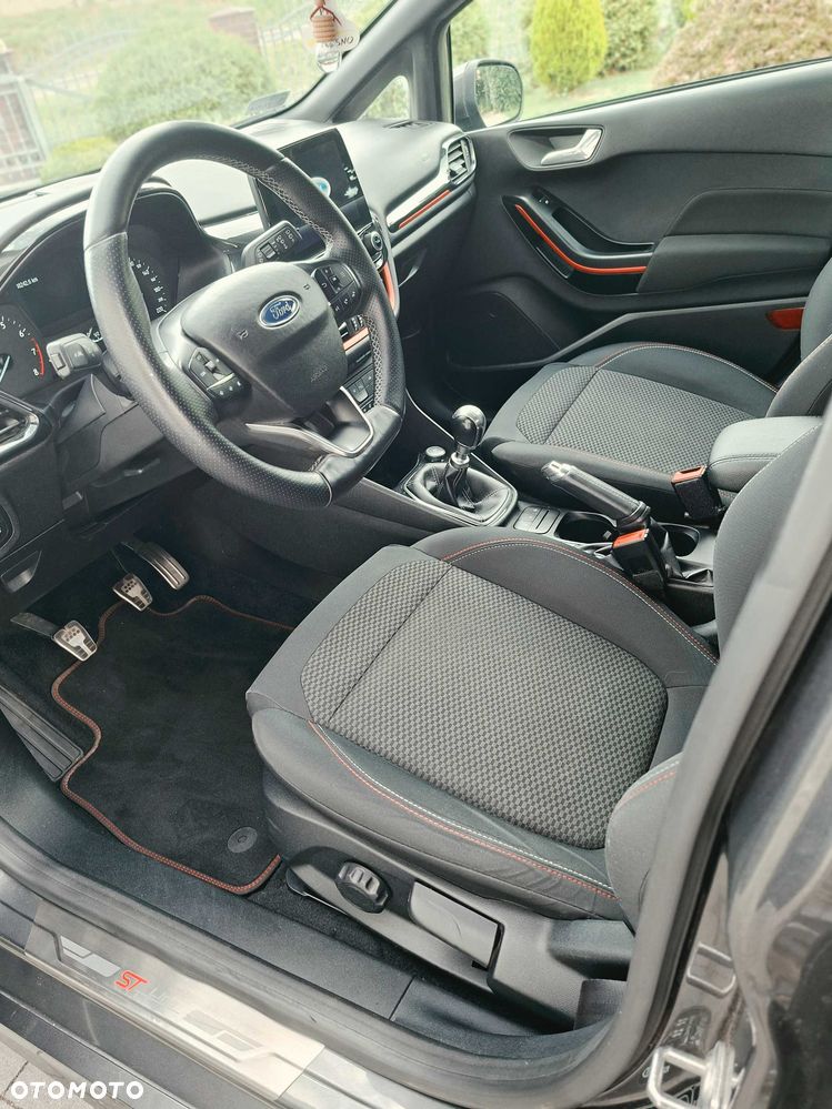 Ford Fiesta - 7