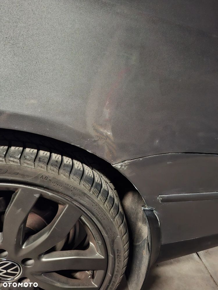 Volkswagen Passat - 11