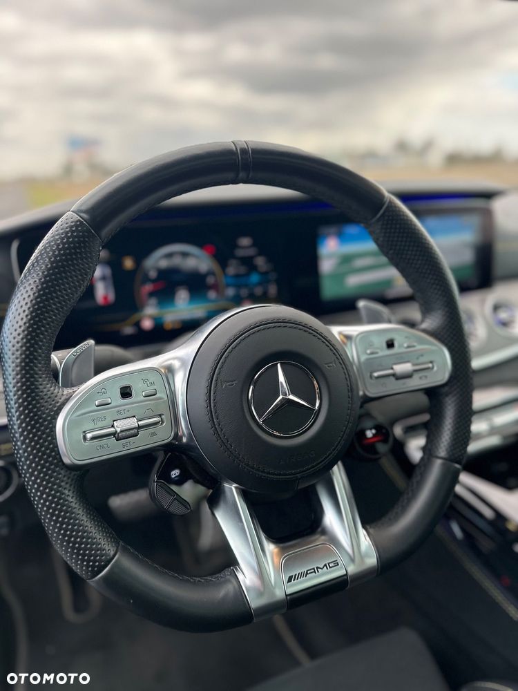 Mercedes-Benz AMG GT - 31